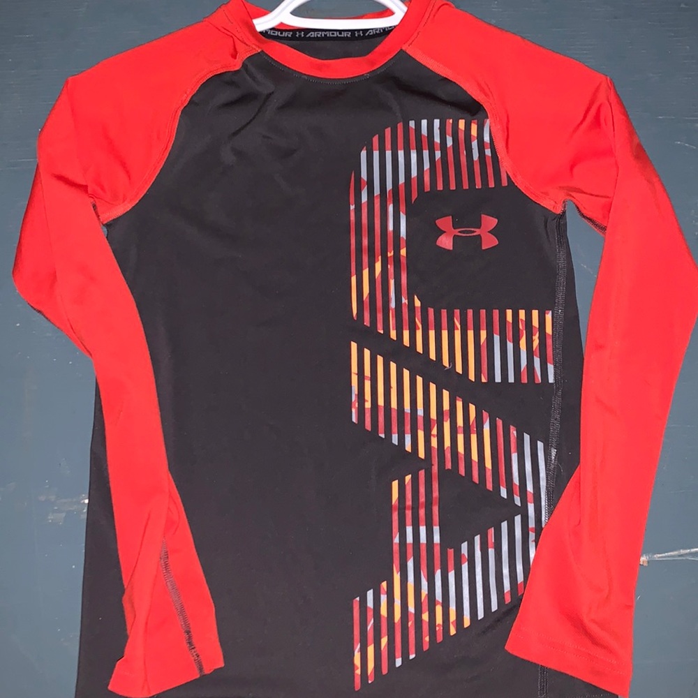 UA boys top